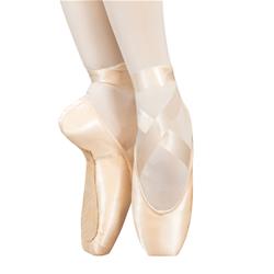 PUNTA PER PRINCIPIANTE E PROFESSIONISTI , SUOLA A 3/4 SI ADATTA SUBITO ALLA FORMA DEL PIEDE INFATTI È ADATTA COME SCARPA DA STUDIO MA ANCHE DA SPETTACOLO PERCHÈ SUBITO PRONTA ALL'USO COD.DREAMPOINTE2007XXXMF grishko